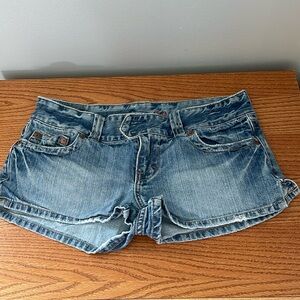 00’s American Eagle denim shorts